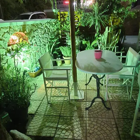 Apartahotel Zeus Kamári