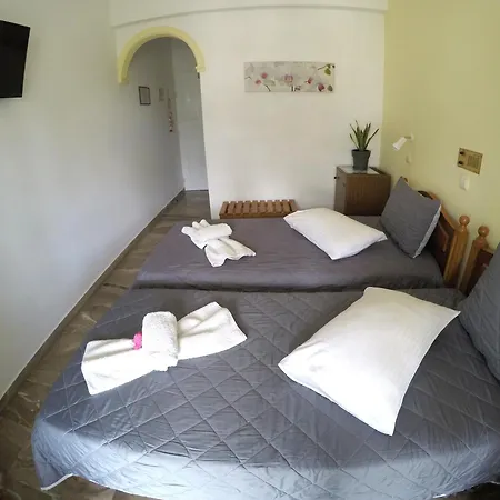 Aparthotel Zeus 2*