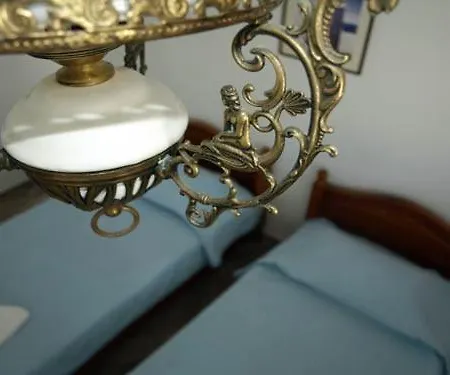 Zeus Aparthotel