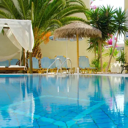 Zeus Aparthotel