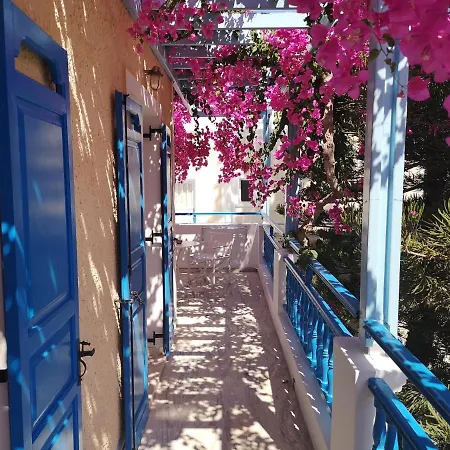 Zeus Apartahotel